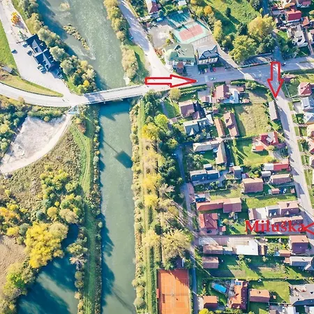 Miluska Apartment Bešeňová