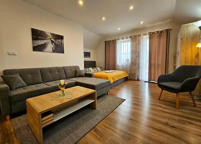 Miluska Apartment Besenova